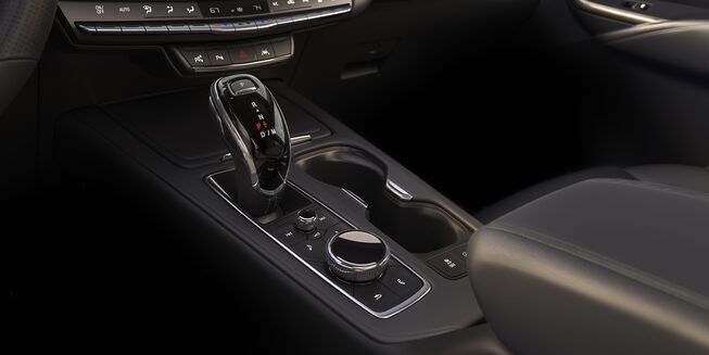 XT4 rear seats