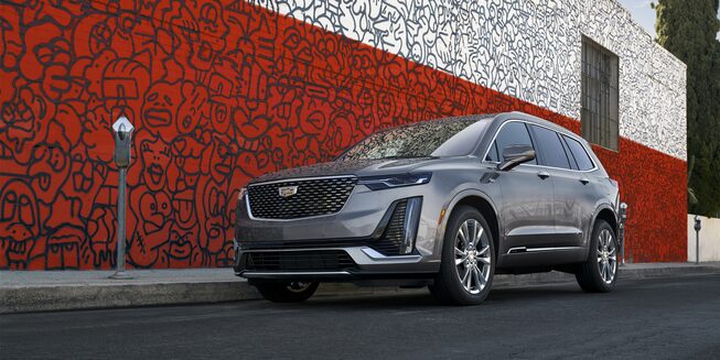 2021-xt6-gallery-exterior-1.jpg