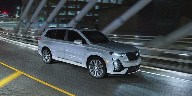 2021-xt6-gallery-exterior-4.jpg